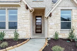 2508 Lakeway Ln, Mansfield, TX 76084 - Photo 4