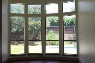 651 Lockridge Rd, Lantana, TX 76226 - Photo 2