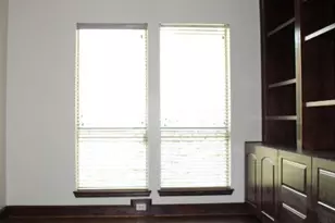 651 Lockridge Rd, Lantana, TX 76226 - Photo 14