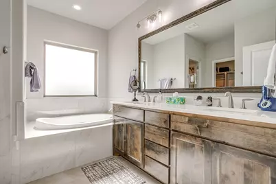 404 Lacey Oak Court, Weatherford, TX 76085 - Photo 22