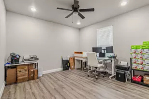 5585 Justine Pl, Fort Worth, TX 76126 - Photo 10