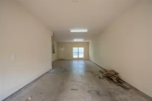 708 Skyline Bluff Ct, Fort Worth, TX 76102 - Photo 24