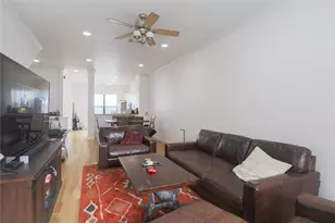 708 Skyline Bluff Ct, Fort Worth, TX 76102 - Photo 10