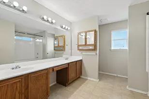 8440 Stephanie Dr, North Richland Hills, TX 76182 - Photo 22