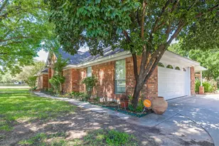 203 Lori Ln, Brownwood, TX 76801 - Photo 4