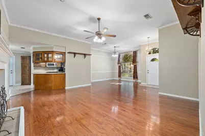 203 Lori Lane, Brownwood, TX 76801 - Photo 6