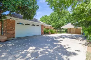 203 Lori Ln, Brownwood, TX 76801 - Photo 28