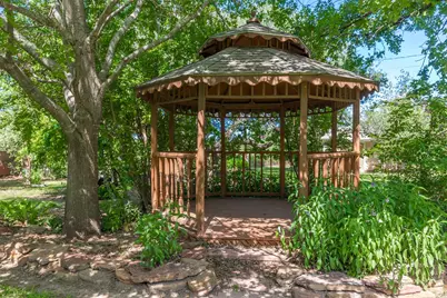 203 Lori Lane, Brownwood, TX 76801 - Photo 34