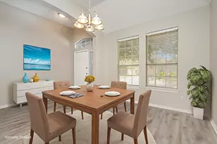 812 Pinnacle Cir, Lewisville, TX 75077 - Photo 2