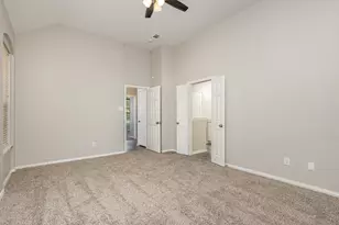 812 Pinnacle Cir, Lewisville, TX 75077 - Photo 10