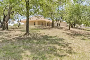 547 Fm 677 N, Saint Jo, TX 76265 - Photo 1
