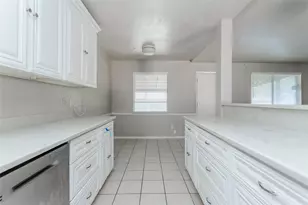 1018 Vegas Dr, Garland, TX 75042 - Photo 14