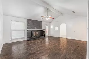 515 Lynnewood Ave, Burleson, TX 76028 - Photo 8