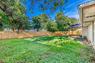 515 Lynnewood Ave, Burleson, TX 76028 - Photo 34