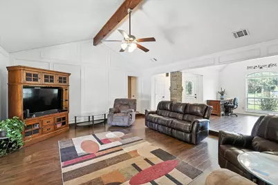 7329 Londonderry Drive, North Richland Hills, TX 76182 - Photo 8