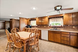 173 Wanda Ln, Greenville, TX 75402 - Photo 8