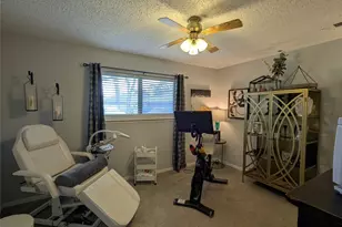 2827 Cross Timbers Dr, Irving, TX 75060 - Photo 14