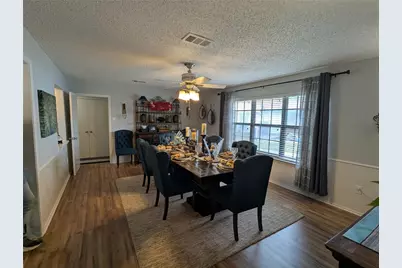 2827 Cross Timbers Drive, Irving, TX 75060 - Photo 8