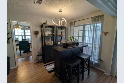 2827 Cross Timbers Drive, Irving, TX 75060 - Photo 2