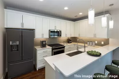 2016 N Fitzhugh Avenue #101, Dallas, TX 75204 - Photo 8