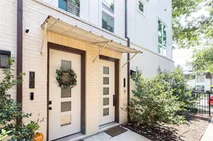 2016 N Fitzhugh Ave, Dallas, TX 75204 - Photo 2