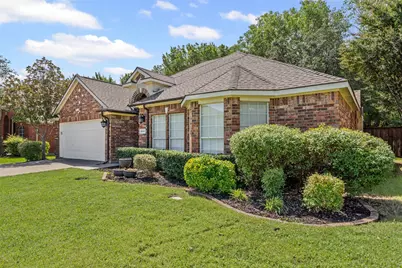 444 Misty Lane, Lewisville, TX 75067 - Photo 4