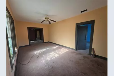 905 W Walker Street, Breckenridge, TX 76424 - Photo 2