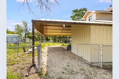 112 W Hackberry Street, Malone, TX 76660 - Photo 36