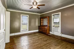 112 W Hackberry St, Malone, TX 76660 - Photo 22