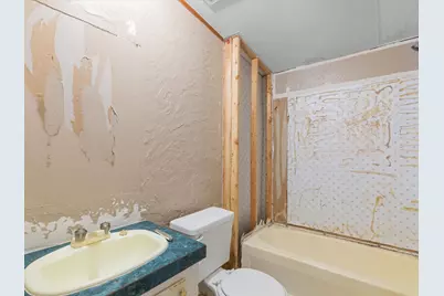 1102 15th Street, Bridgeport, TX 76426 - Photo 18