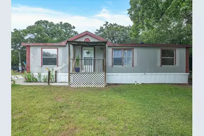 1102 15th Street, Bridgeport, TX 76426 - Photo 2