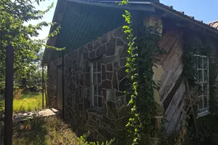 614 N Panther St, Breckenridge, TX 76424 - Photo 2