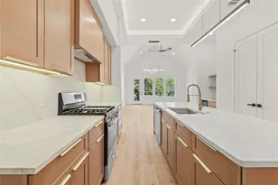 850 W Canty St, Dallas, TX 75208 - Photo 4