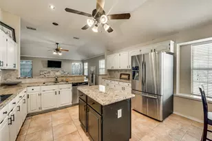 5321 Meadow Chase Ln, Flower Mound, TX 75028 - Photo 12