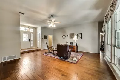 5321 Meadow Chase Lane, Flower Mound, TX 75028 - Photo 6