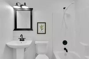 411 Euclid St, Cleburne, TX 76033 - Photo 22