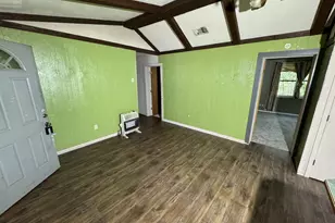 137 County Rd 2362, Bagwell, TX 75412 - Photo 6