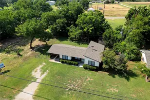 321 W Hwy 199, Springtown, TX 76082 - Photo 20