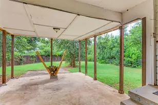 3928 Menzer Rd, Fort Worth, TX 76103 - Photo 32