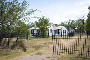 497 Water District Rd 214, Breckenridge, TX 76424 - Photo 20