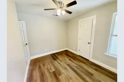 724 Windsor Drive, Everman, TX 76140 - Photo 10