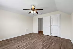 210 Donna Cir, Granbury, TX 76049 - Photo 22