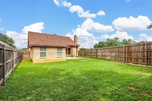 210 Donna Cir, Granbury, TX 76049 - Photo 34