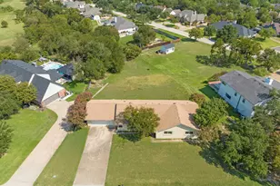 8309 Gatecrest Dr, Woodway, TX 76712 - Photo 28