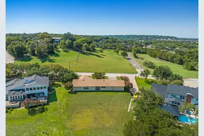 8309 Gatecrest Drive, Woodway, TX 76712 - Photo 22