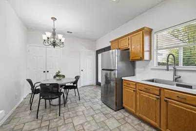 1823 Dew Valley Drive, Carrollton, TX 75010 - Photo 10