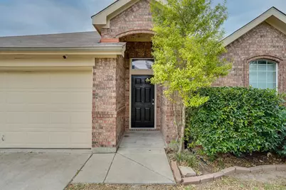 5137 Bayridge Court, Fort Worth, TX 76179 - Photo 2