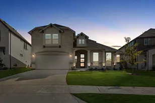 832 Twisted Leaf Ln, Little Elm, TX 76227 - Photo 2