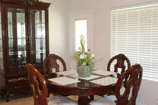 624 Yarborough St, Crowley, TX 76036 - Photo 6