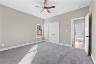 402 Lagoon Dr, Gun Barrel City, TX 75156 - Photo 8